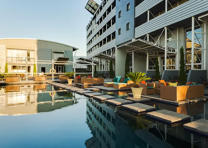 Protea By Marriott O R Tambo AirportAirport Hotel
